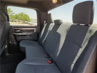 Ram 1500 Classic 2024 4x4 SLT 4dr Crew Cab 5.5 ft. SB Pickup