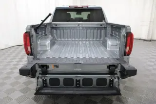 GMC Sierra 1500 2025 4x2 SLT 4dr Crew Cab 5.8 ft. SB