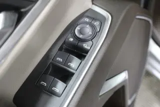 GMC Sierra 1500 2025 4x2 SLT 4dr Crew Cab 5.8 ft. SB