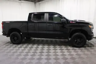 Chevrolet Silverado 1500 2024 4x4 Custom Trail Boss 4dr Crew Cab 5.8 ft. SB