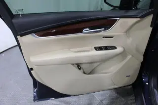 Cadillac XT5 2019 Luxury 4dr SUV