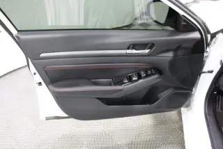 Nissan Altima 2023 2.5 SR 4dr Sedan
