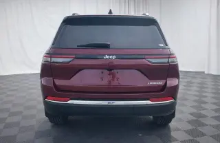Jeep Grand Cherokee 2025 4x2 Laredo X 4dr SUV