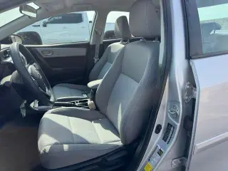 Toyota Corolla 2016 L 4dr Sedan 6M