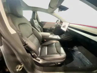 Tesla Model 3 2024 4dr Sedan
