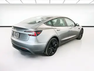 Tesla Model 3 2024 4dr Sedan