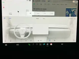 Tesla Model Y 2021 AWD Performance 4dr Crossover