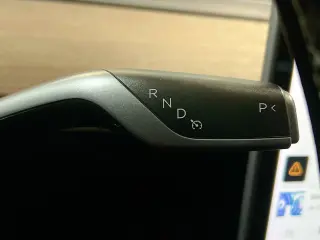 Tesla Model Y 2021 AWD Performance 4dr Crossover