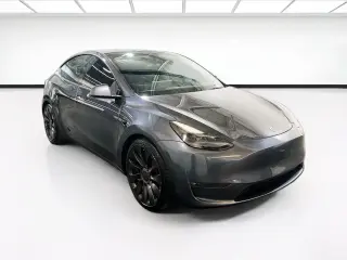 Tesla Model Y 2021 AWD Performance 4dr Crossover