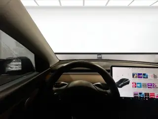 Tesla Model Y 2021 AWD Performance 4dr Crossover