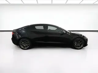 Tesla Model 3 2023 4dr Sedan