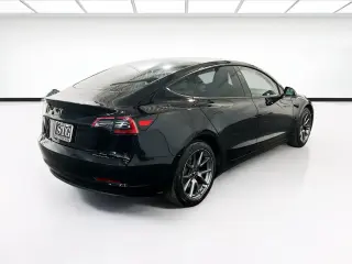 Tesla Model 3 2023 4dr Sedan