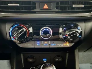 Hyundai KONA 2023 SEL 4dr Crossover