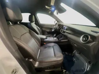 Alfa Romeo Stelvio 2023 Sprint 4dr Crossover