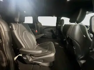 Chrysler Pacifica 2023 Limited 4dr Mini-Van