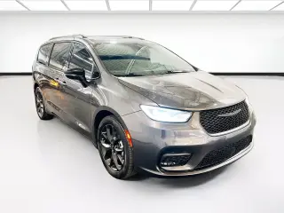 Chrysler Pacifica 2023 Limited 4dr Mini-Van