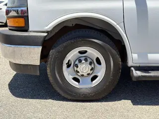 Chevrolet Express 2020 LT 3500 3dr Extended Passenger Van