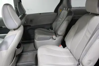 Toyota Sienna 2014 AWD XLE 7-Passenger 4dr Mini-Van