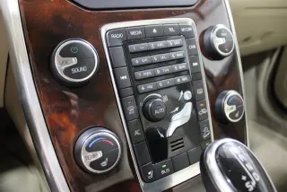 Volvo XC70 2014 AWD 3.2 4dr Wagon