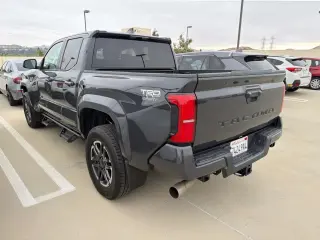 Toyota Tacoma 2024 4x2 TRD Sport 4dr Double Cab 5.0 ft SB