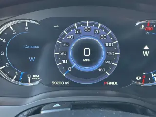Cadillac Escalade 2018 Premium Luxury 4dr SUV