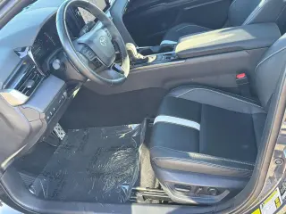 Toyota Camry 2025 SE 4dr Sedan