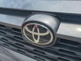Toyota RAV4 2024 AWD XLE 4dr SUV