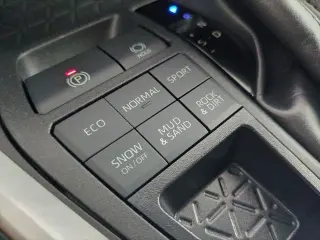 Toyota RAV4 2024 AWD XLE 4dr SUV
