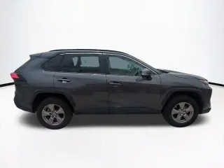 Toyota RAV4 2024 AWD XLE 4dr SUV
