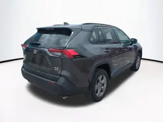 Toyota RAV4 2024 AWD XLE 4dr SUV