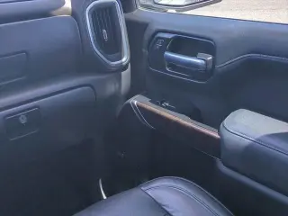 GMC Sierra 1500 2020 4x4 SLT 4dr Crew Cab 5.8 ft. SB