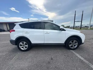 Toyota RAV4 2015 XLE 4dr SUV