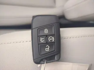 Volkswagen Tiguan 2022 AWD SE 4Motion 4dr SUV