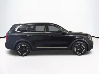 Kia Telluride 2023 S 4dr SUV