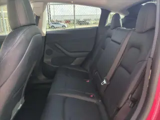 Tesla Model Y 2021 AWD Long Range 4dr Crossover