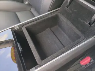 Tesla Model Y 2021 AWD Long Range 4dr Crossover