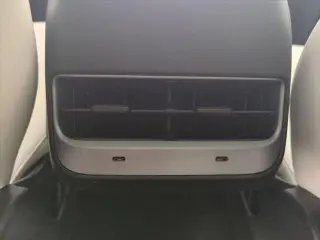 Tesla Model Y 2021 AWD Long Range 4dr Crossover