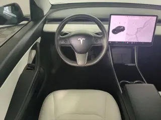 Tesla Model Y 2021 AWD Long Range 4dr Crossover