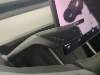 Tesla Model Y 2021 AWD Long Range 4dr Crossover
