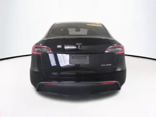 Tesla Model Y 2021 AWD Long Range 4dr Crossover