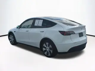 Tesla Model Y 2024 AWD Long Range 4dr Crossover