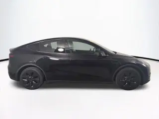 Tesla Model Y 2023 AWD Long Range 4dr Crossover