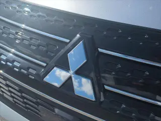 Mitsubishi Outlander 2024 SE 4dr SUV