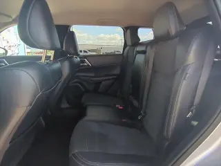 Mitsubishi Outlander 2024 SE 4dr SUV