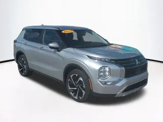 Mitsubishi Outlander 2024 SE 4dr SUV