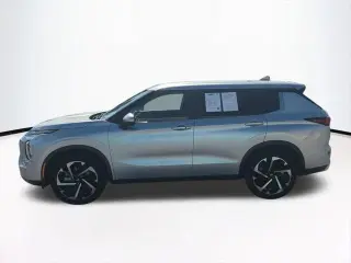 Mitsubishi Outlander 2024 SE 4dr SUV