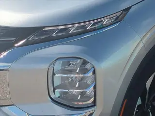 Mitsubishi Outlander 2024 SE 4dr SUV