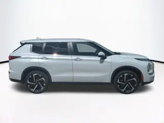 Mitsubishi Outlander 2024 AWD SE 4dr SUV