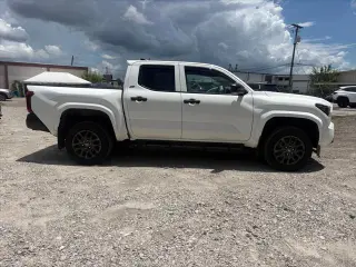 Toyota Tacoma 2025 4x2 SR 4dr Double Cab 5.0 ft SB