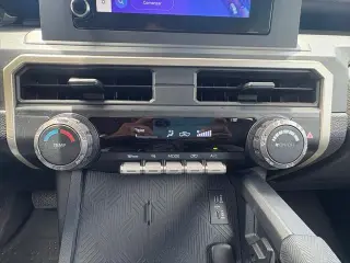 Toyota Tacoma 2025 4x2 SR 4dr Double Cab 5.0 ft SB